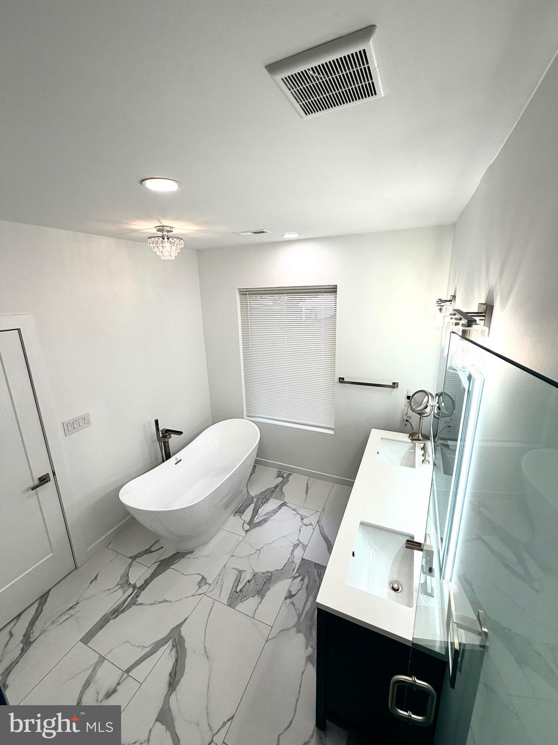 PIMMIT HILLS - Residential