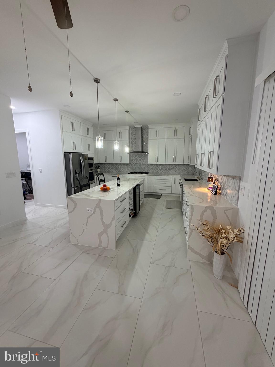 PIMMIT HILLS - Residential