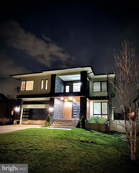 1815 PEABODY DRIVE FALLS CHURCH VA 22043