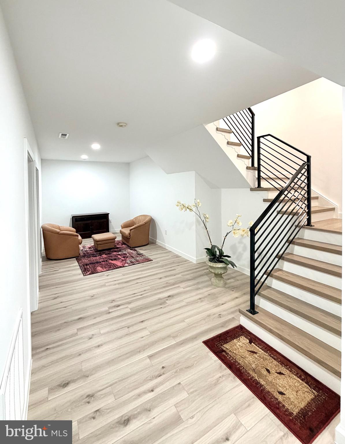 PIMMIT HILLS - Residential