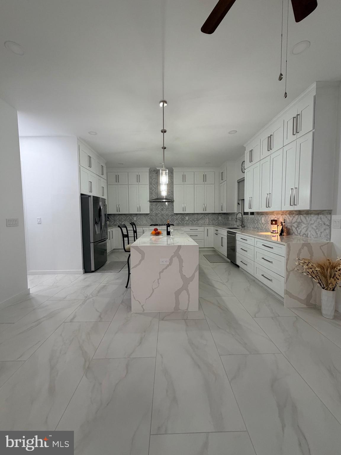 PIMMIT HILLS - Residential