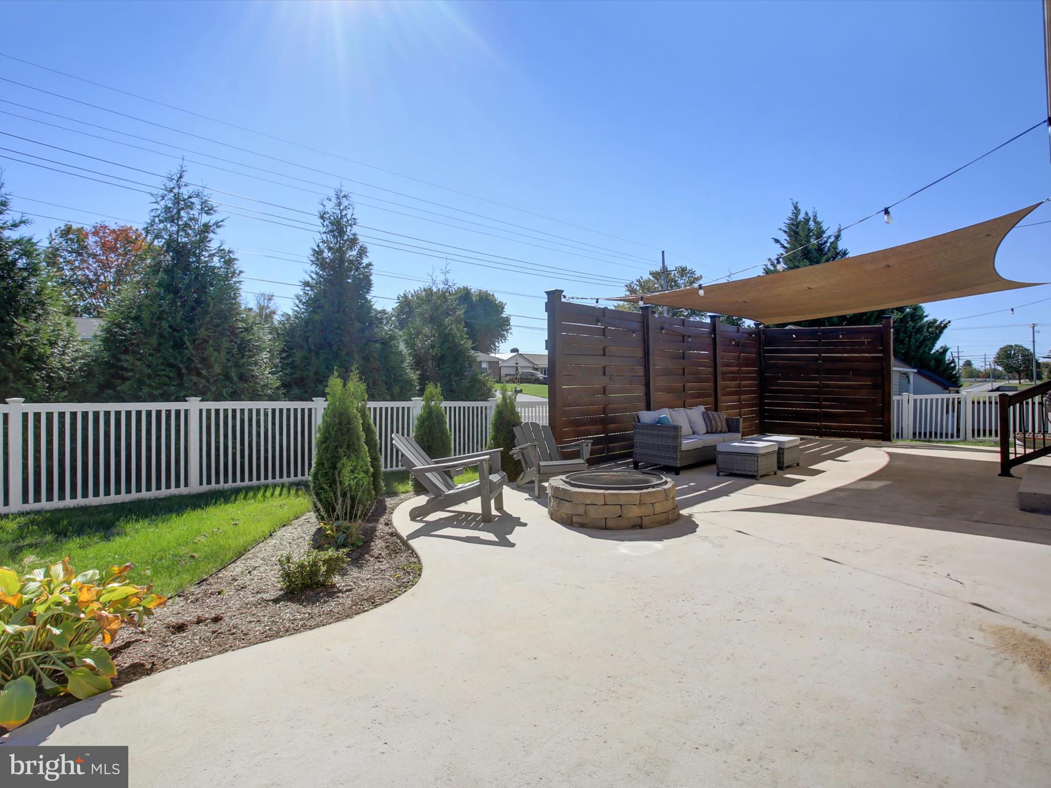 ANTRIM MEADOWS - Residential