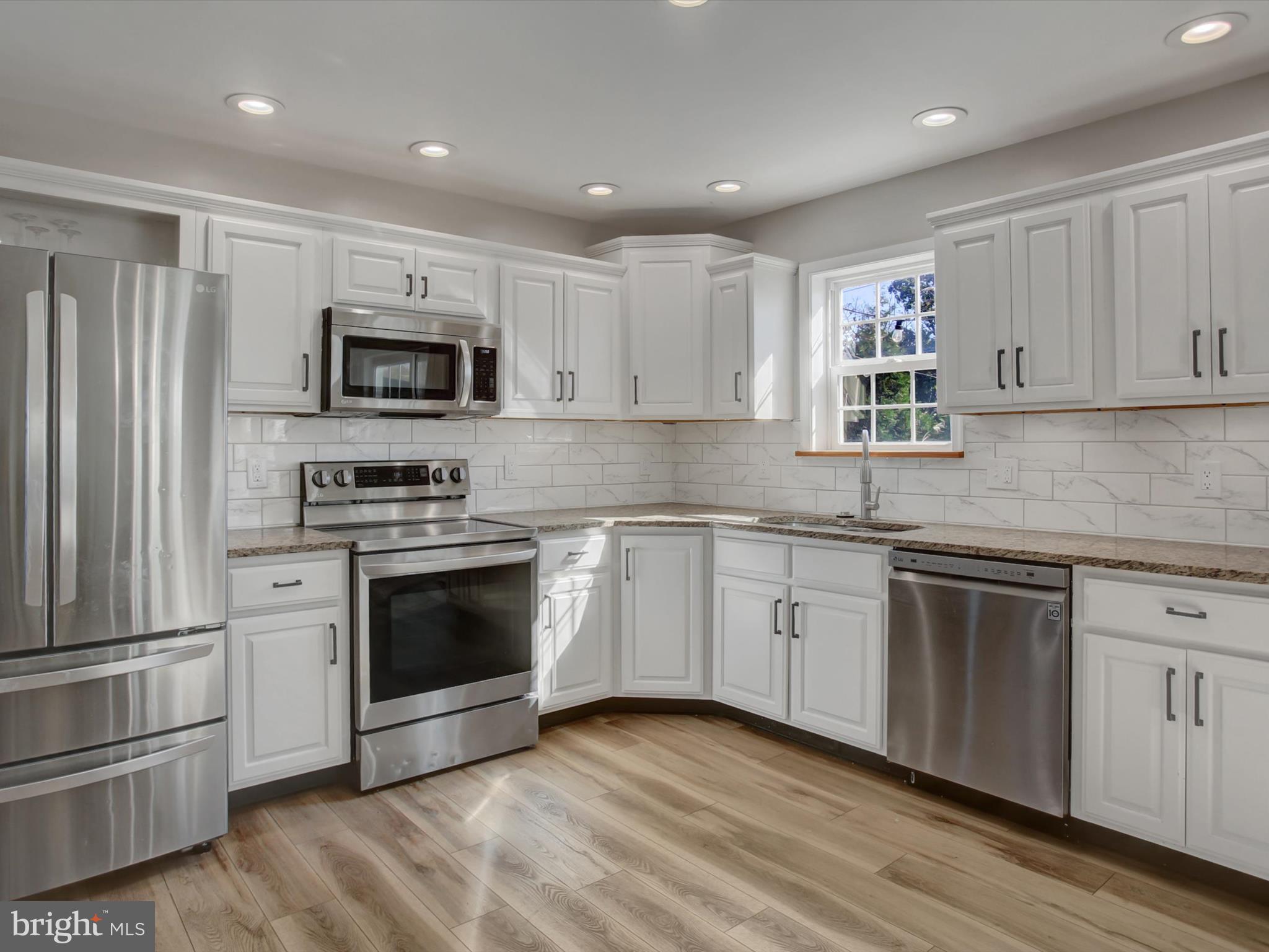 ANTRIM MEADOWS - Residential