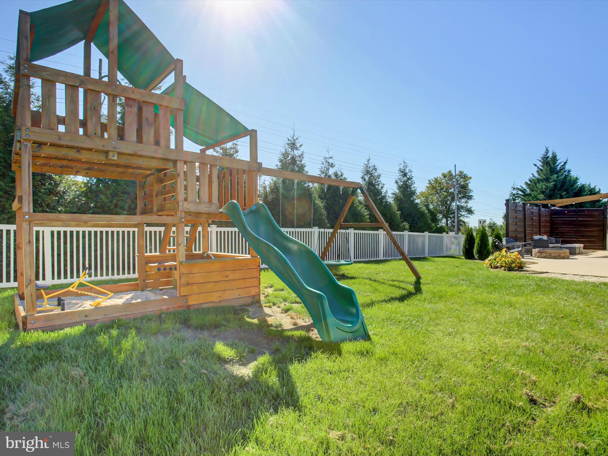 ANTRIM MEADOWS - Residential