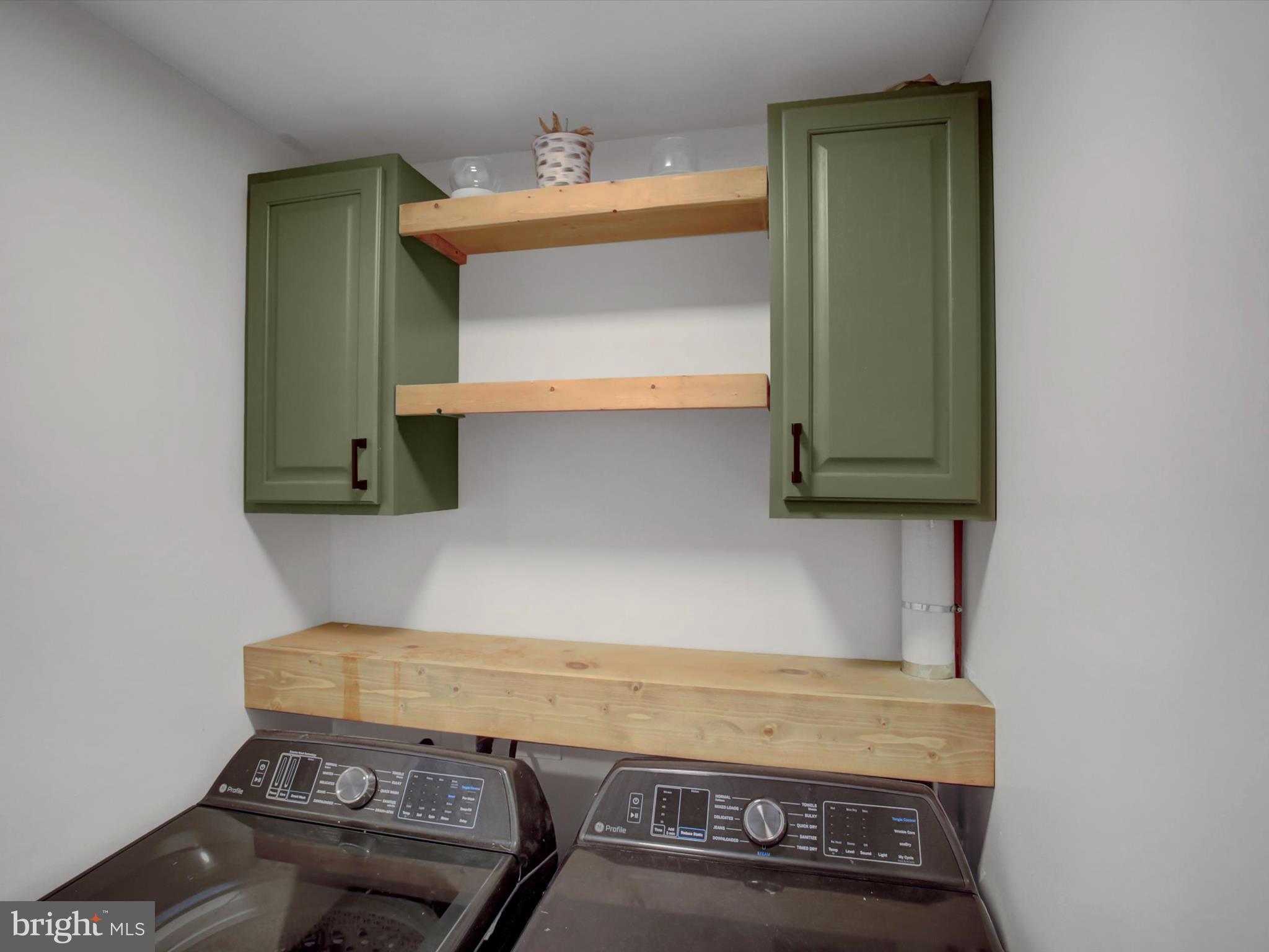 ANTRIM MEADOWS - Residential