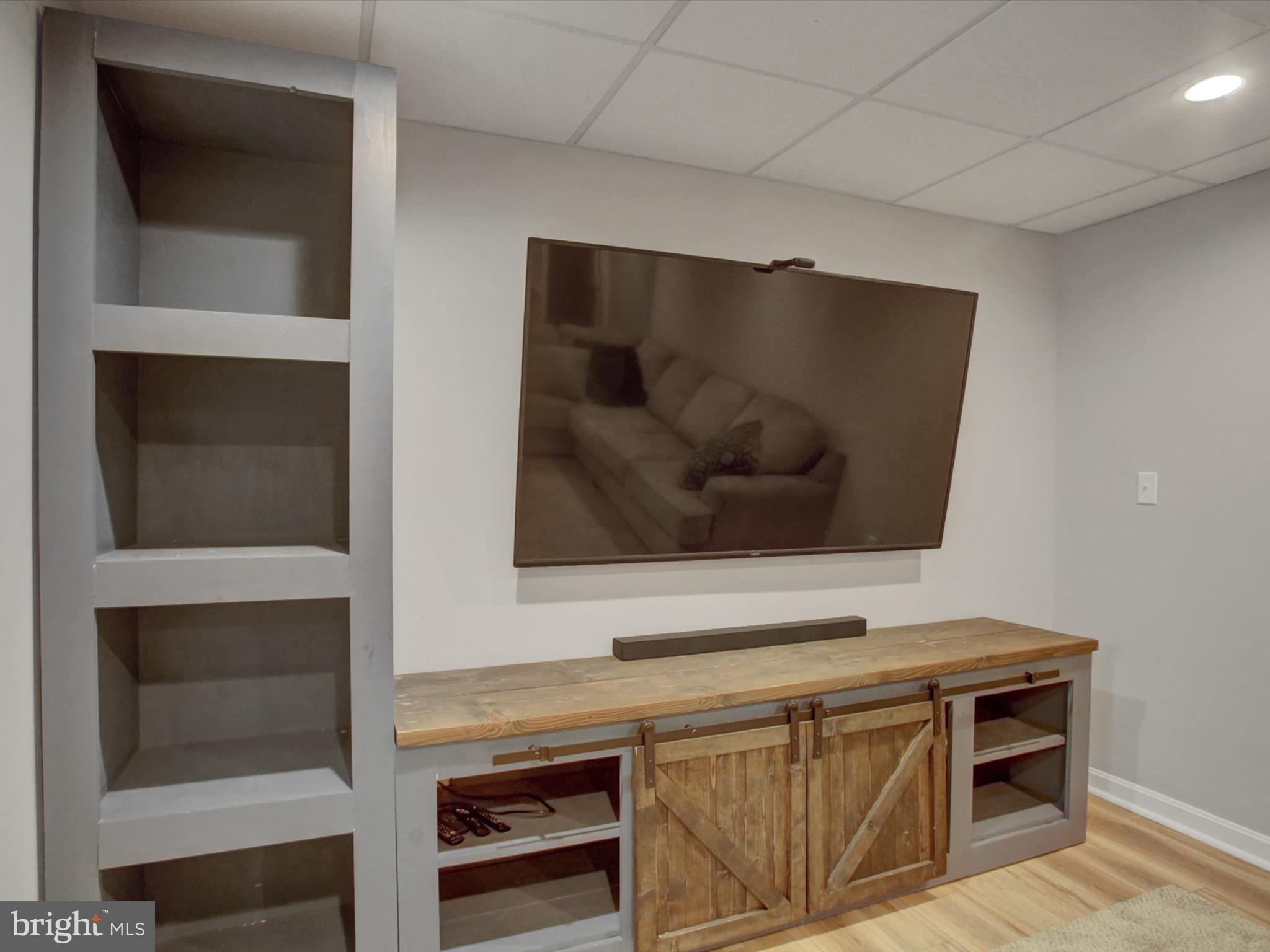 ANTRIM MEADOWS - Residential