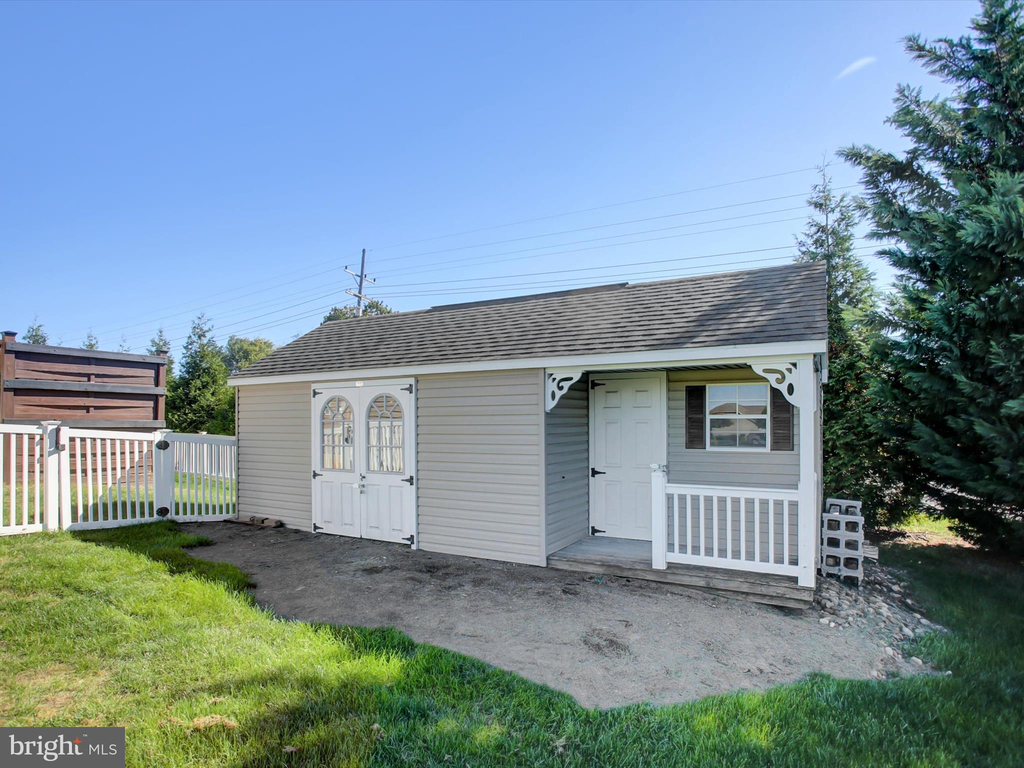 ANTRIM MEADOWS - Residential
