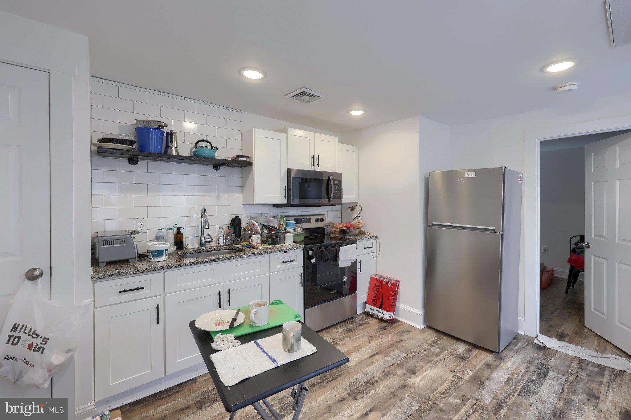 508 W CHESTNUT STREET