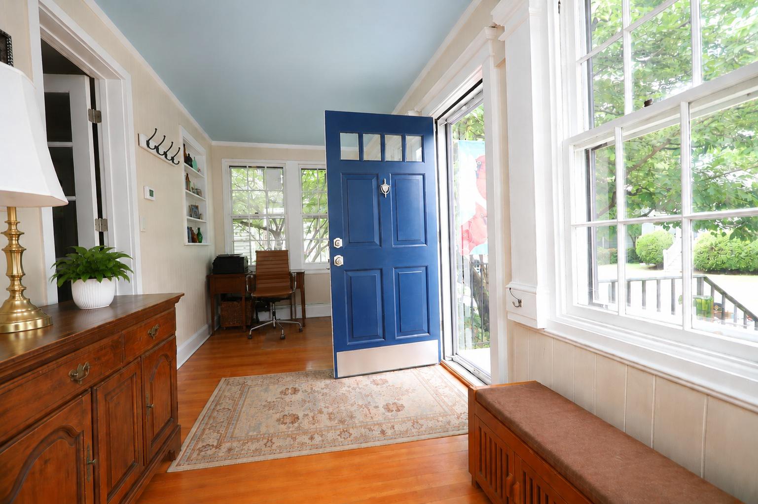 15 E WALNUT STREET