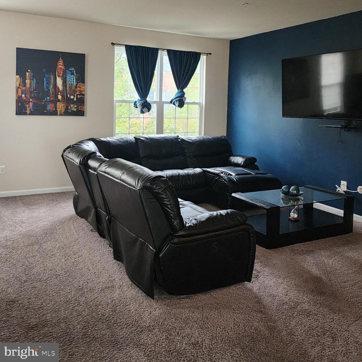 CHELSEA MANOR - Residential