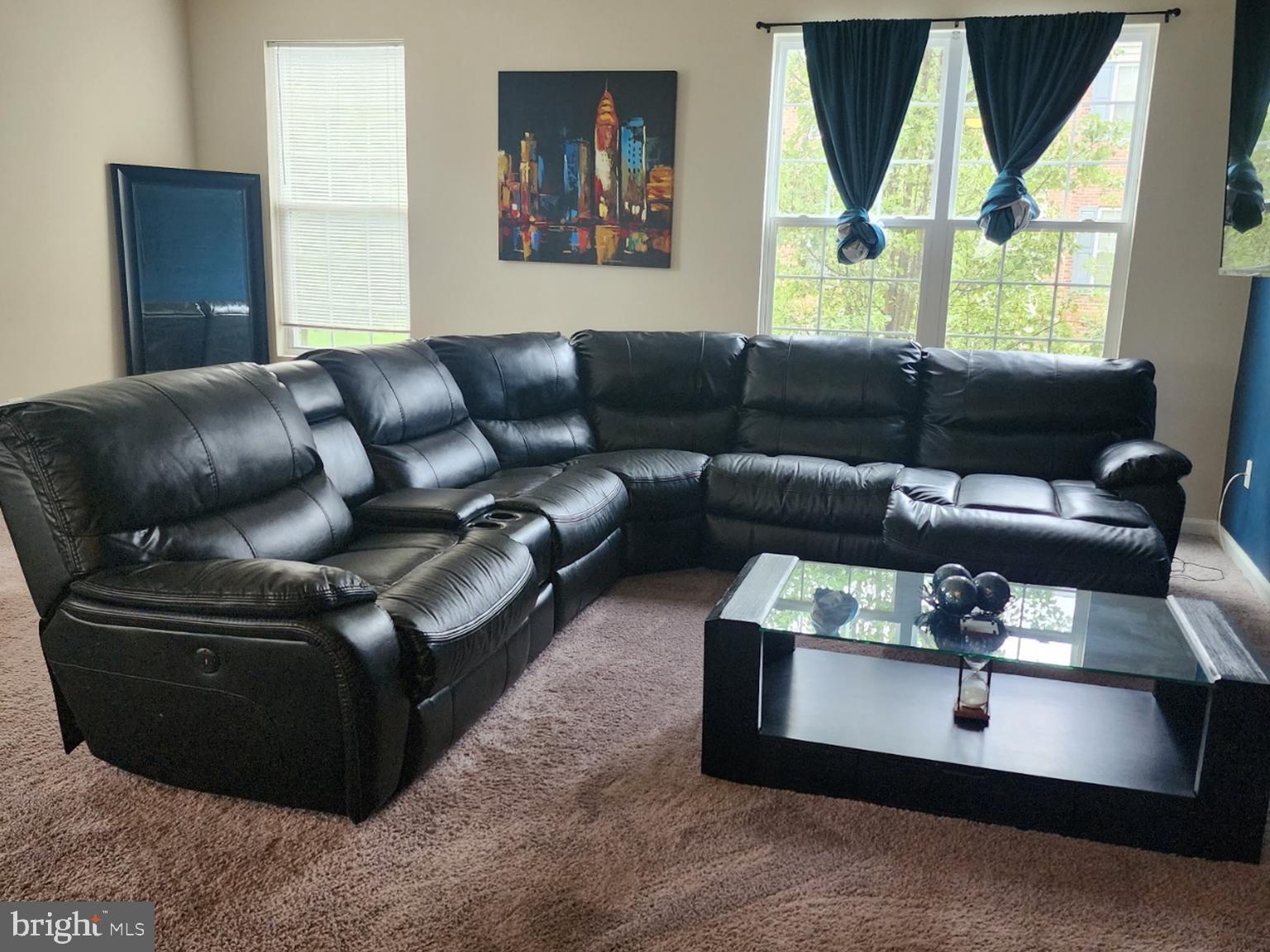 CHELSEA MANOR - Residential