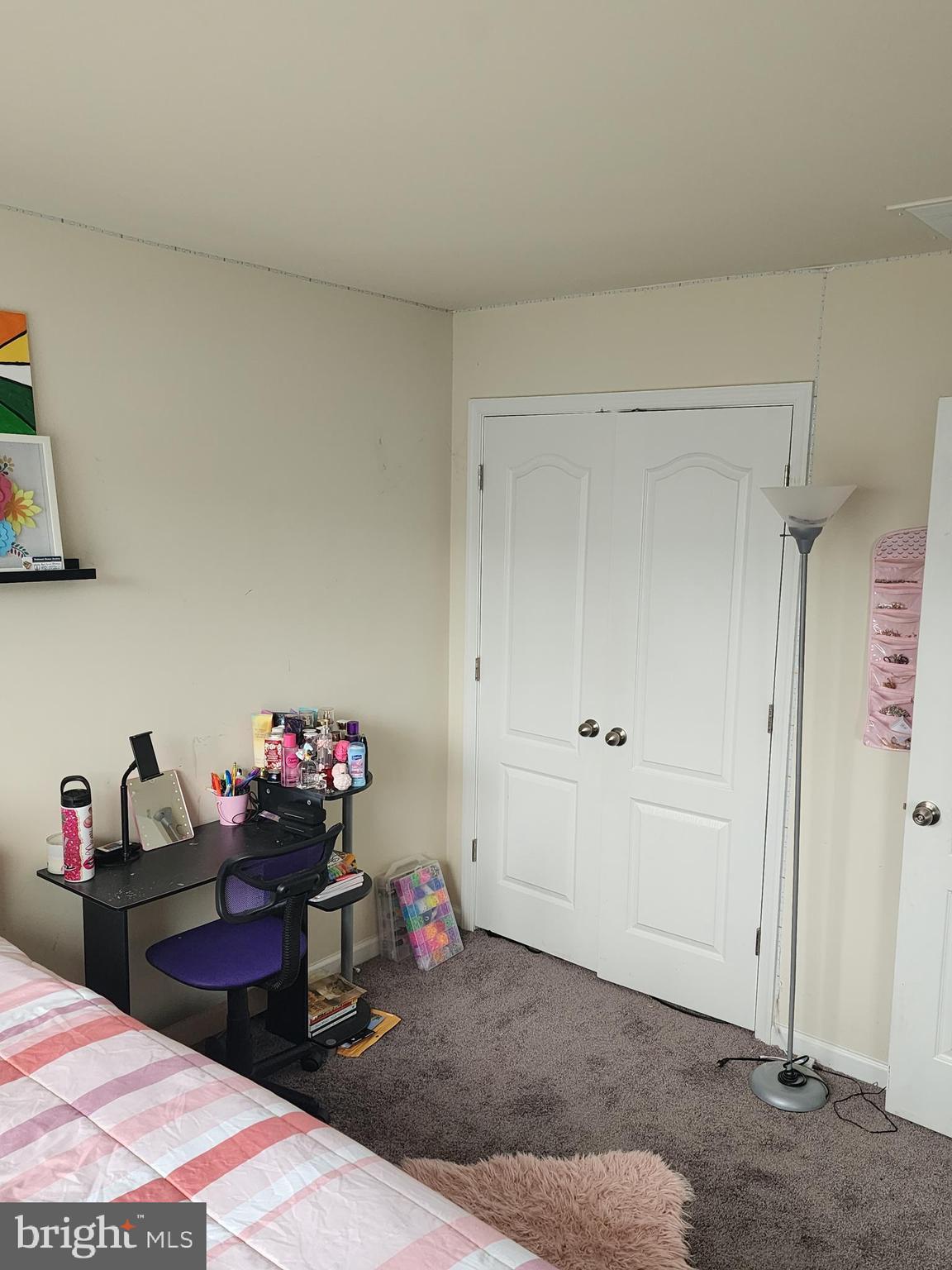 CHELSEA MANOR - Residential