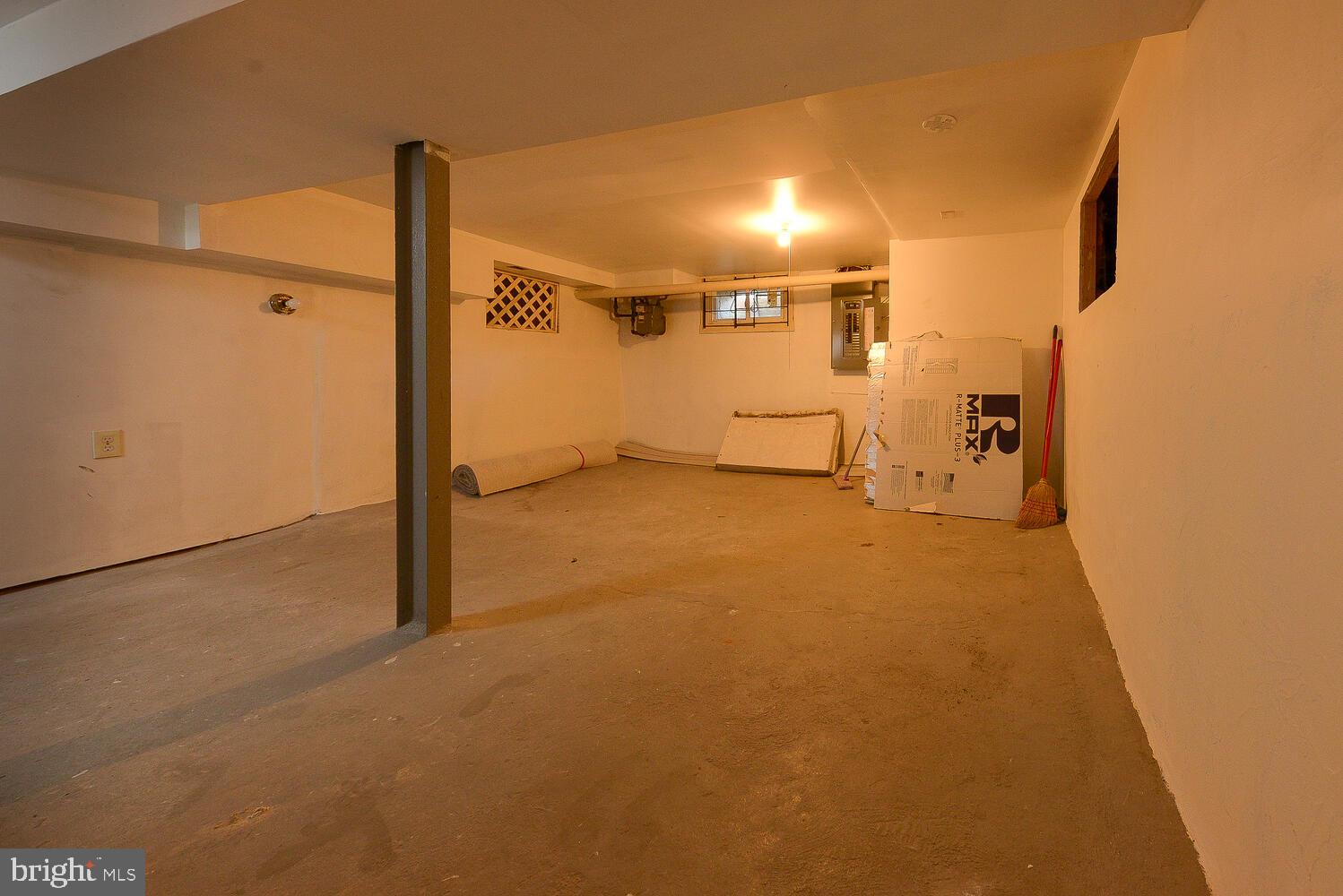 EAST HYATTSVILLE - Residential