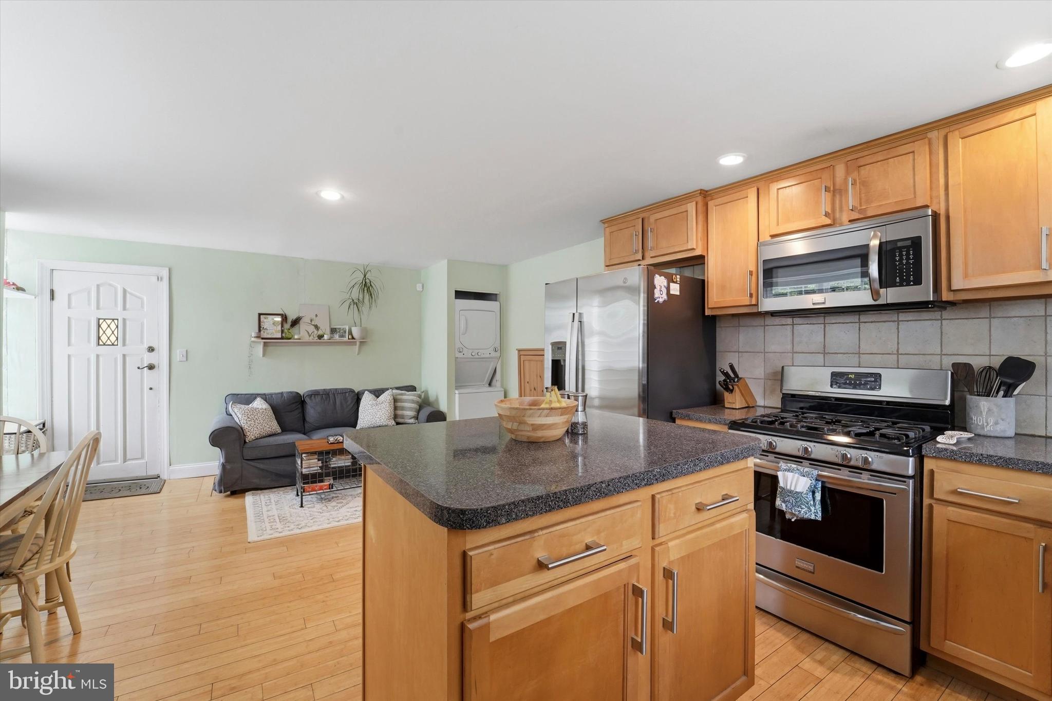BELLA VISTA - Residential