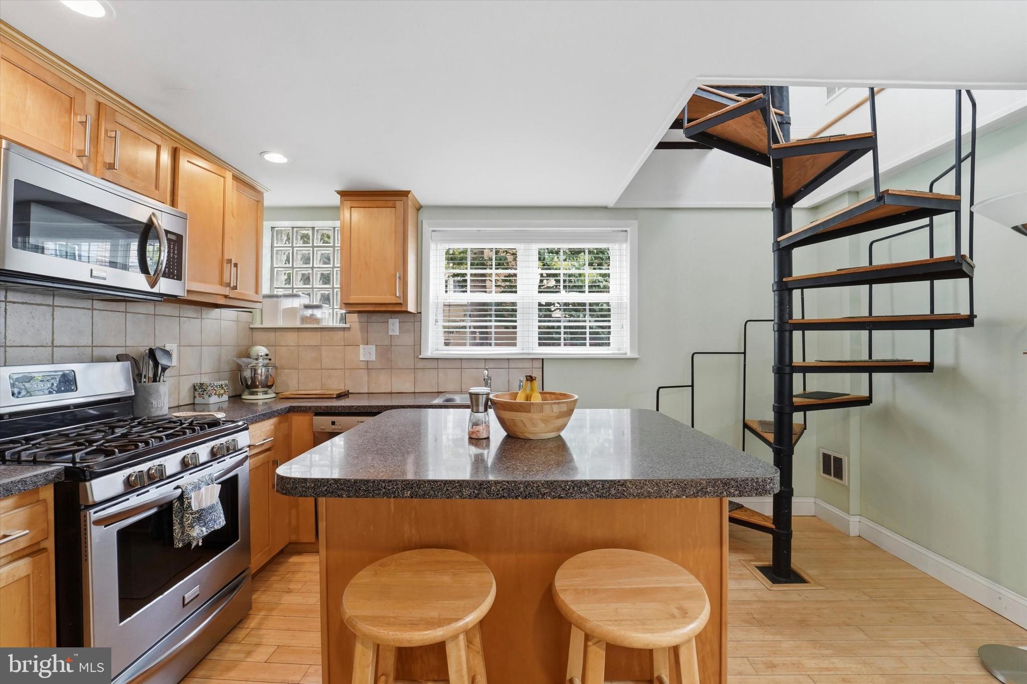 BELLA VISTA - Residential