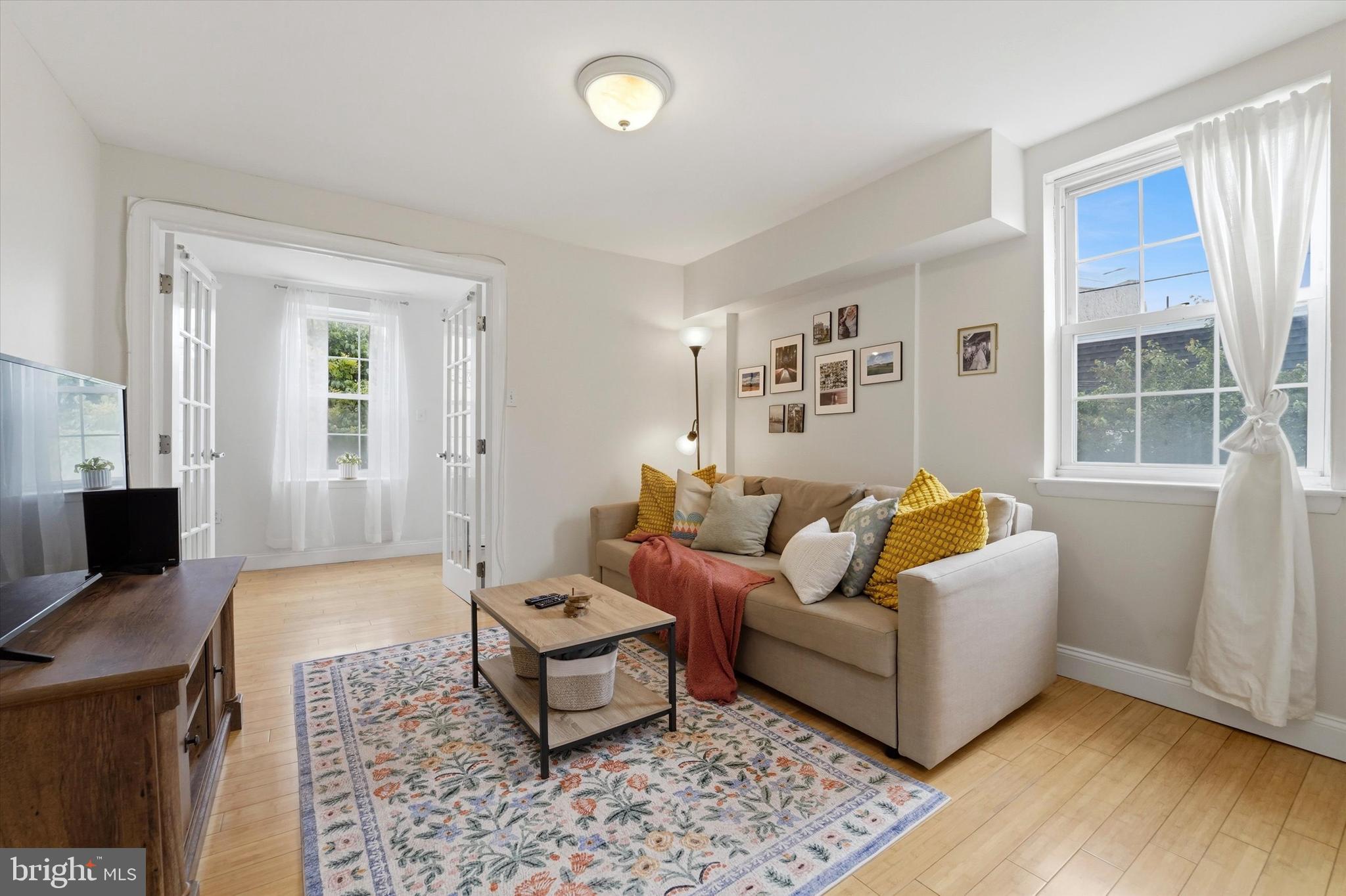 BELLA VISTA - Residential