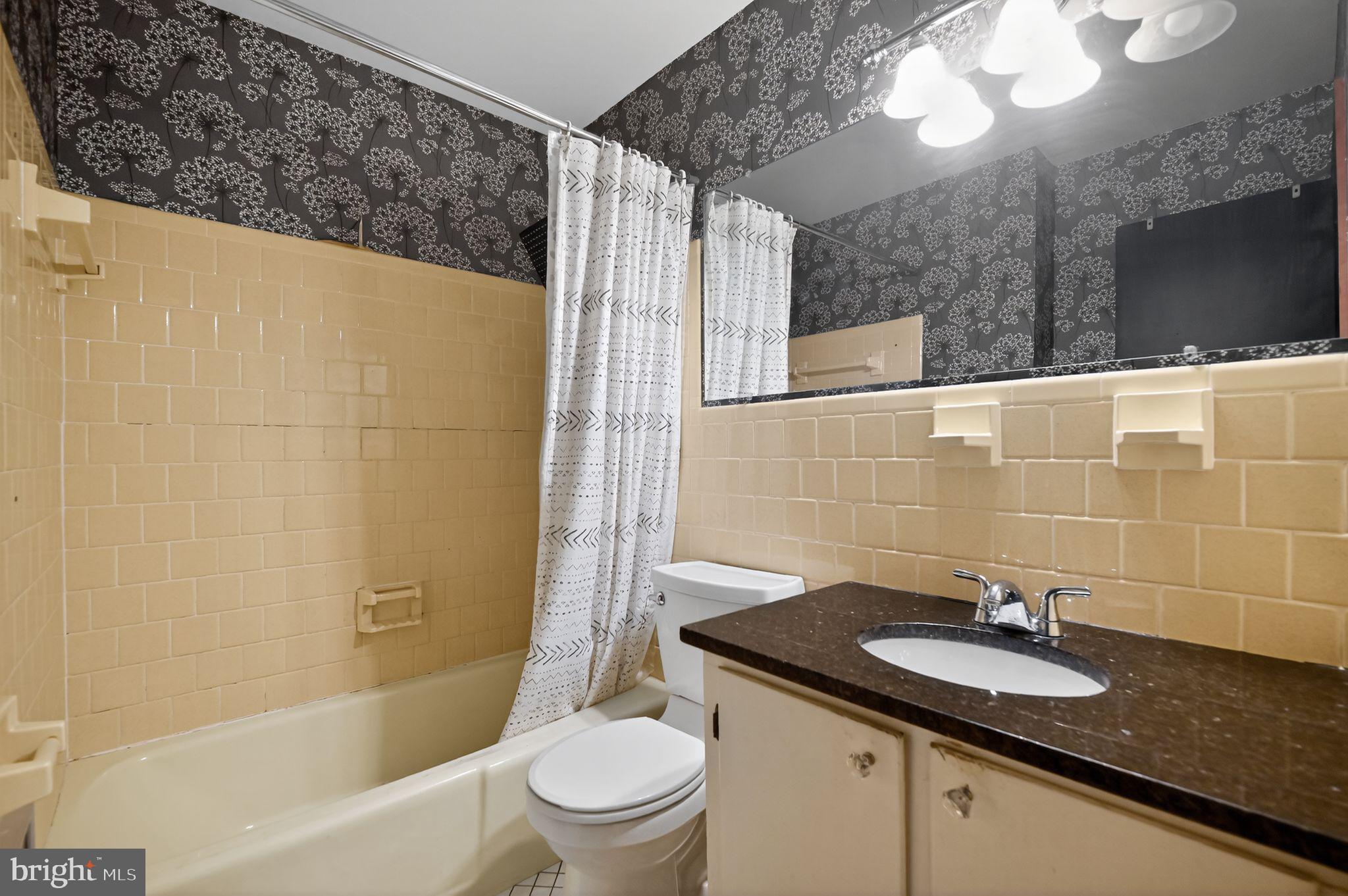 BOSTON AREA - Residential