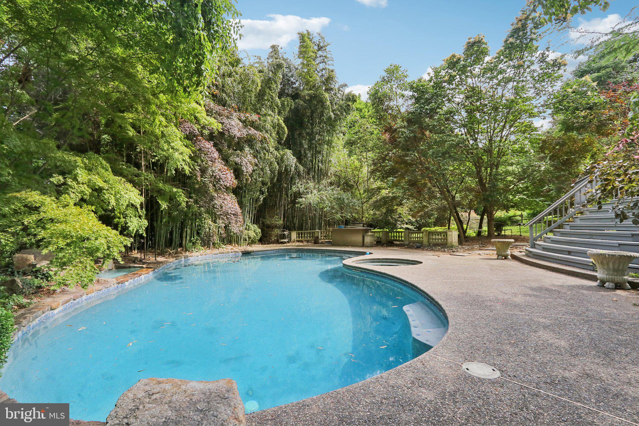 BLUE BELL - Residential