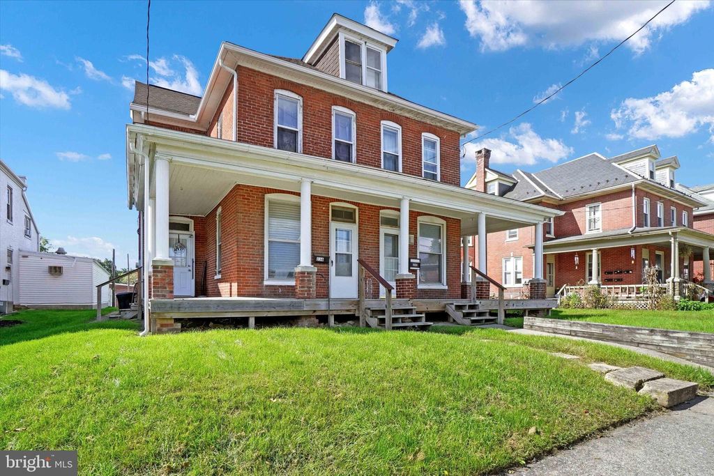 Photo of 136 N Market Street, ELIZABETHTOWN, PA 17022 (MLS # PALA2057790)