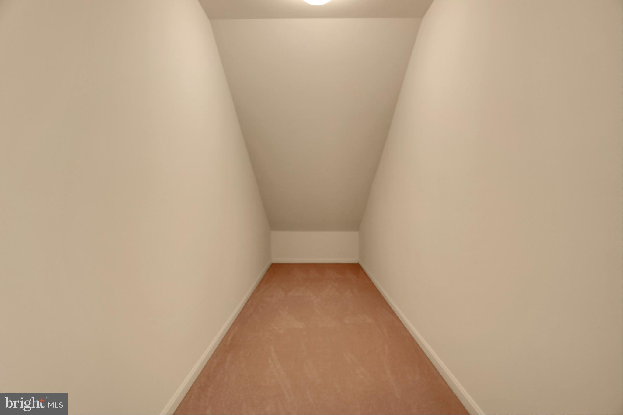 SPRING MEADOWS II - Residential