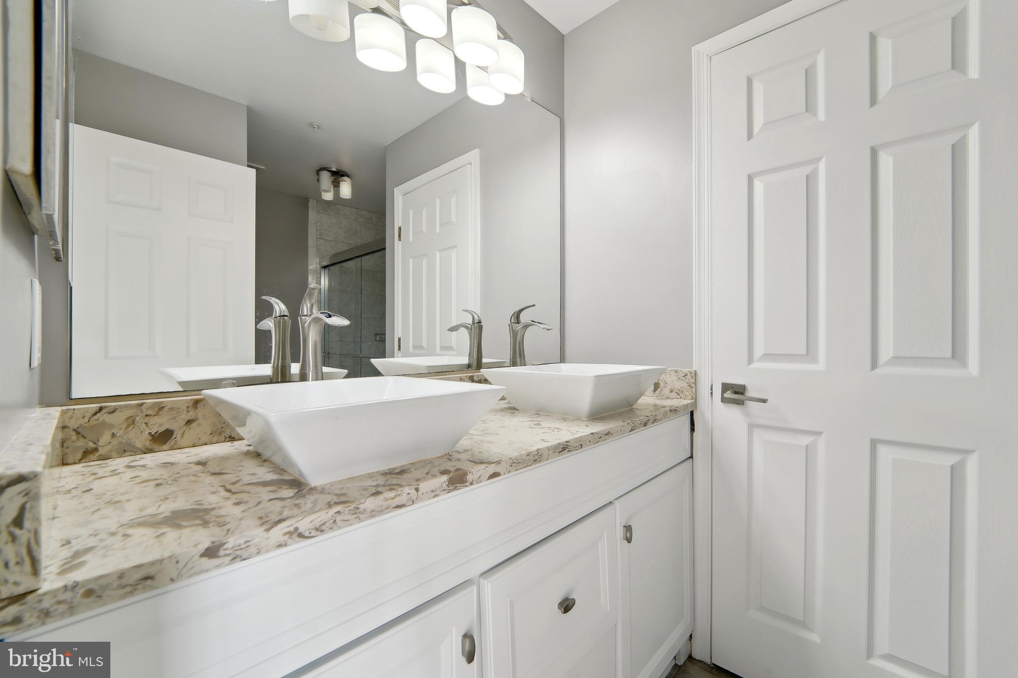 SEVEN OAKS - Residential