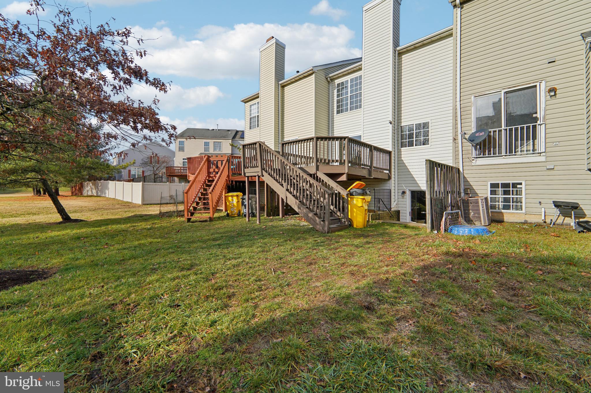 SEVEN OAKS - Residential