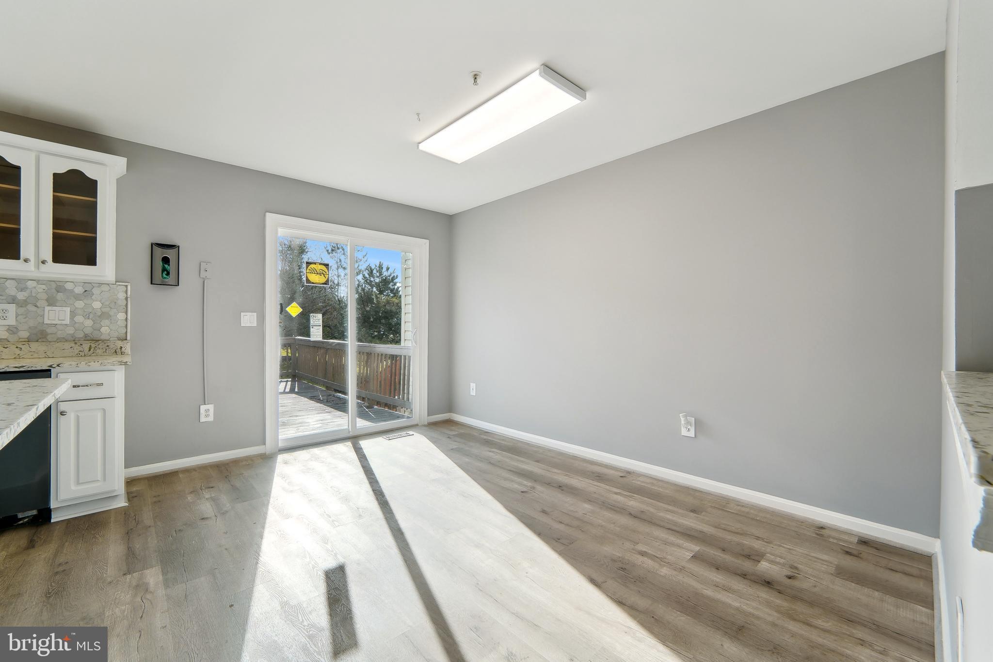 SEVEN OAKS - Residential