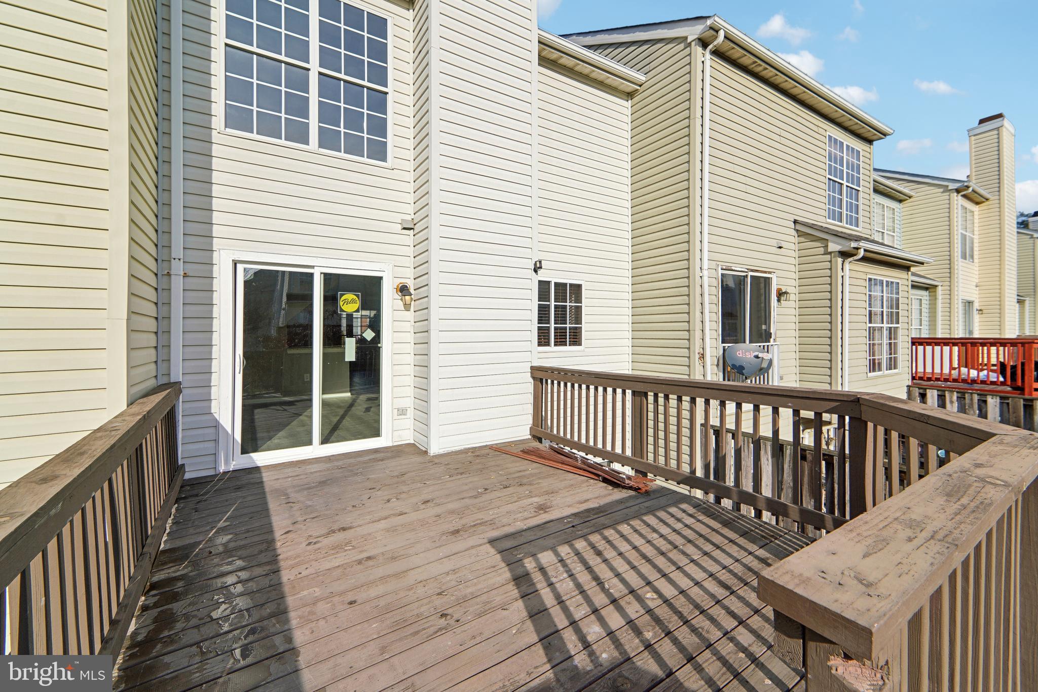 SEVEN OAKS - Residential