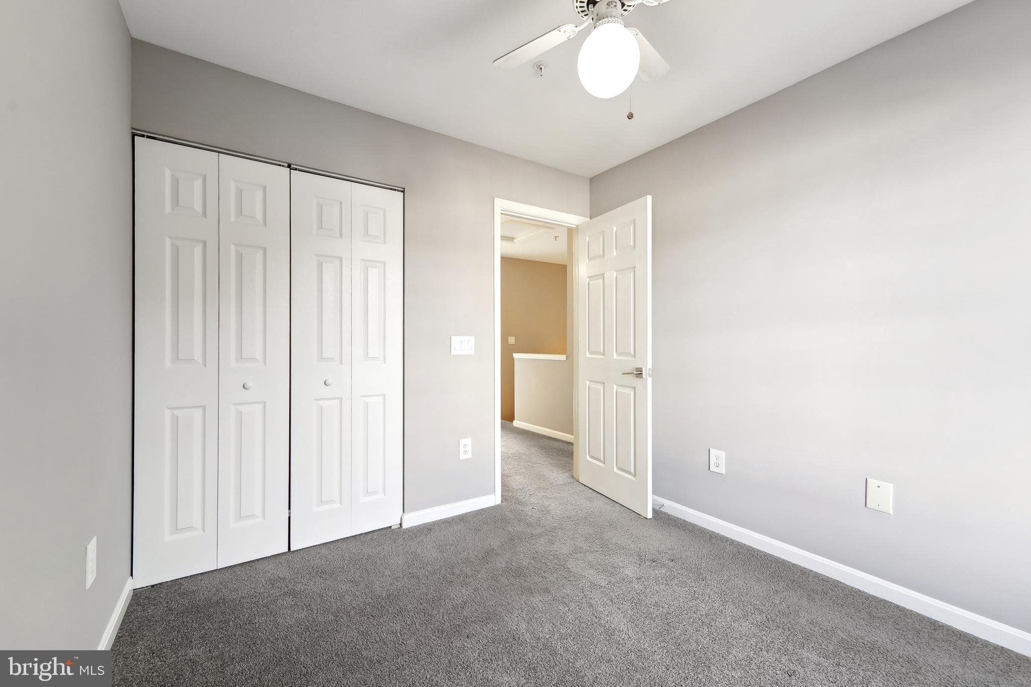 SEVEN OAKS - Residential