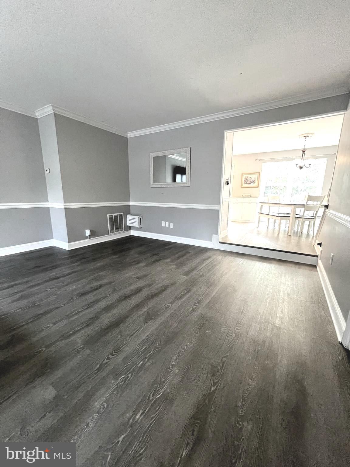7441 COURTLAND CIRCLE