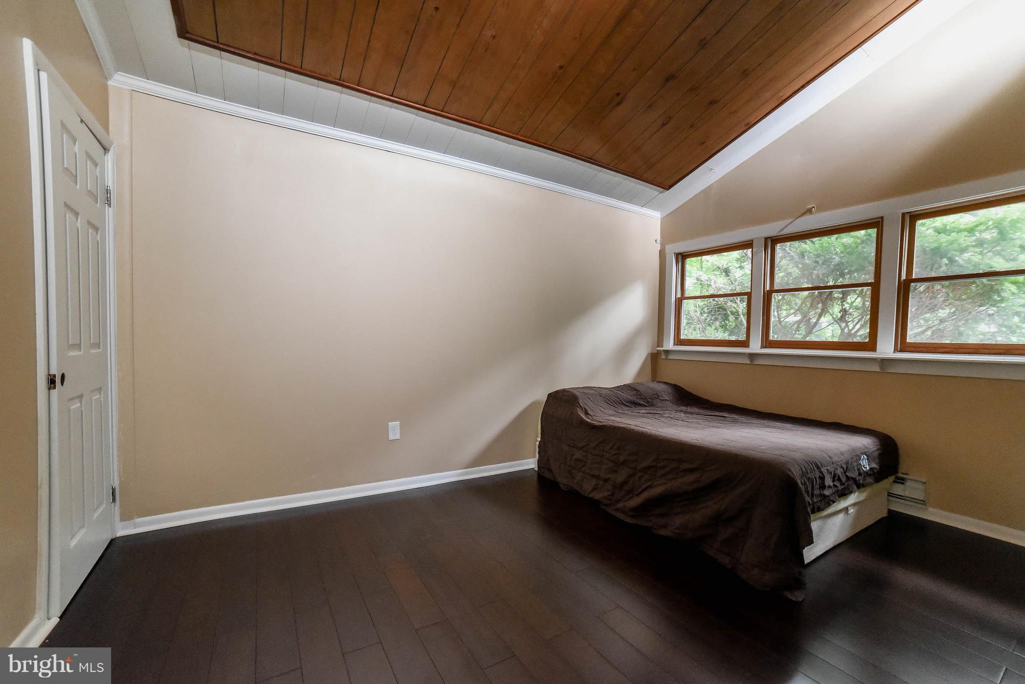 DRUM POINT - Residential