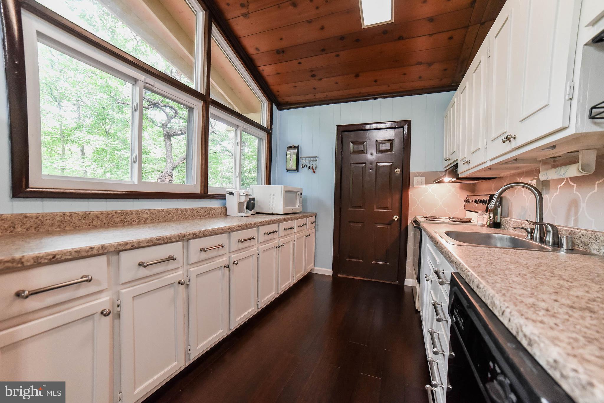 DRUM POINT - Residential