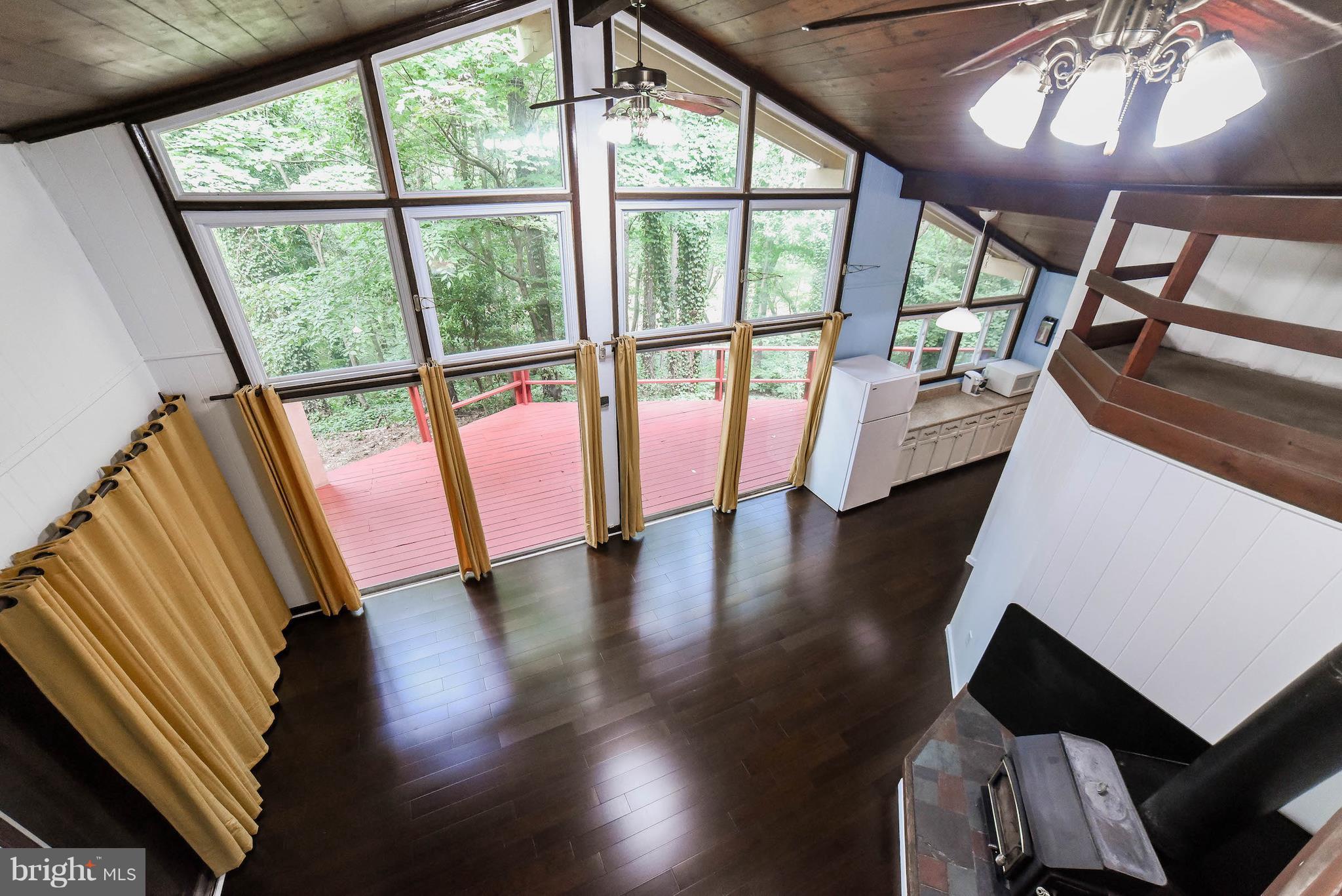 DRUM POINT - Residential