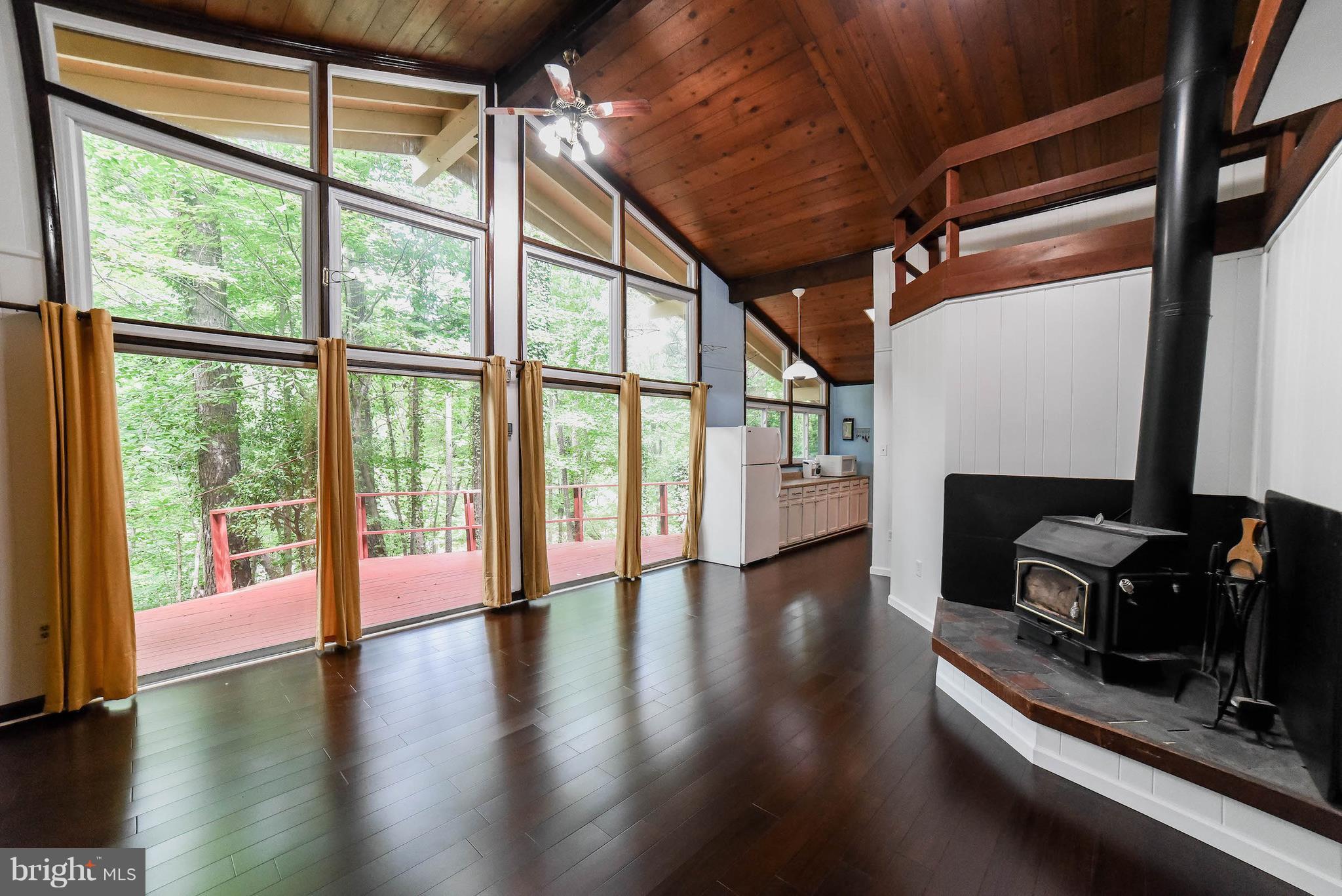 DRUM POINT - Residential