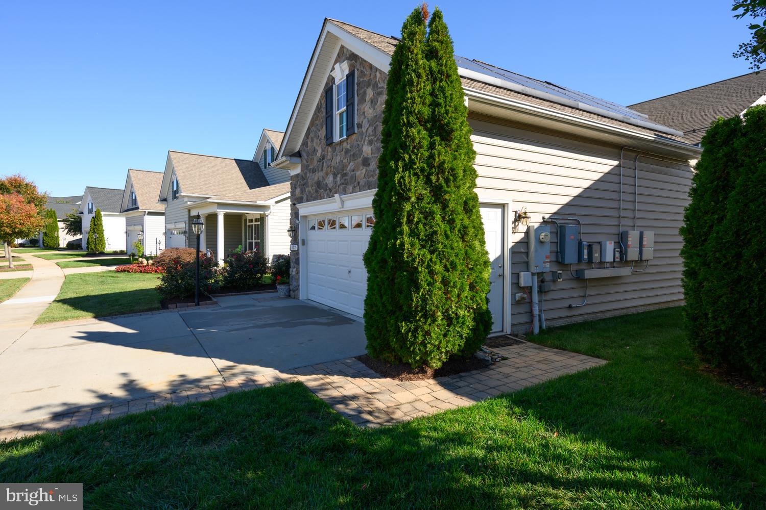 122 ORCHESTRA PLACE