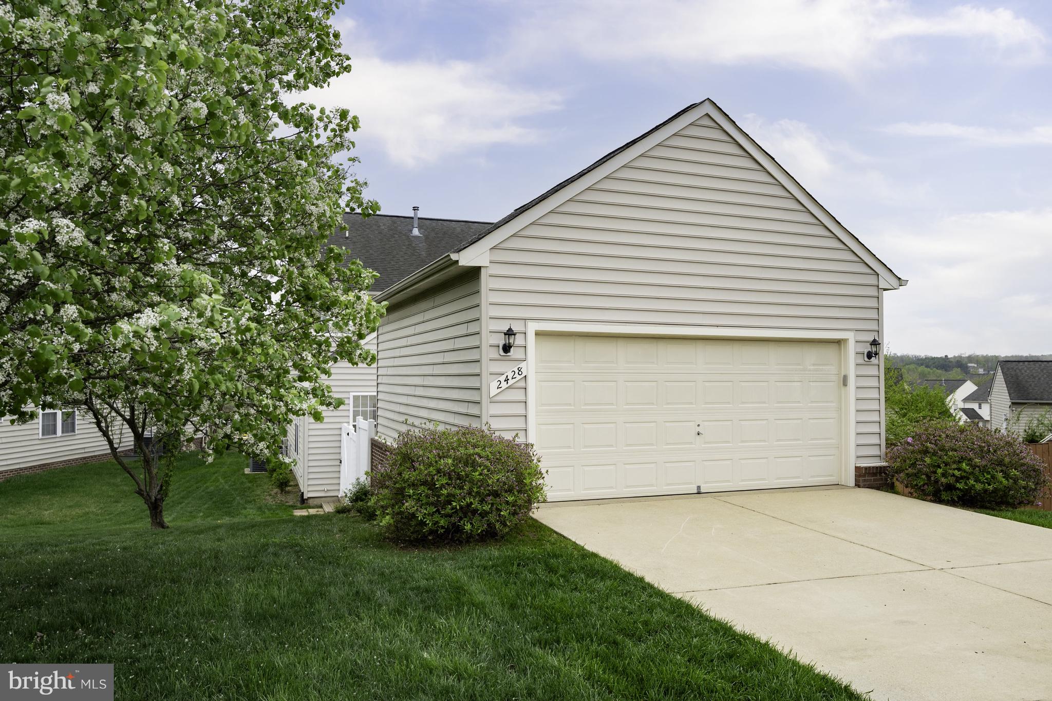 PORT POTOMAC - Residential