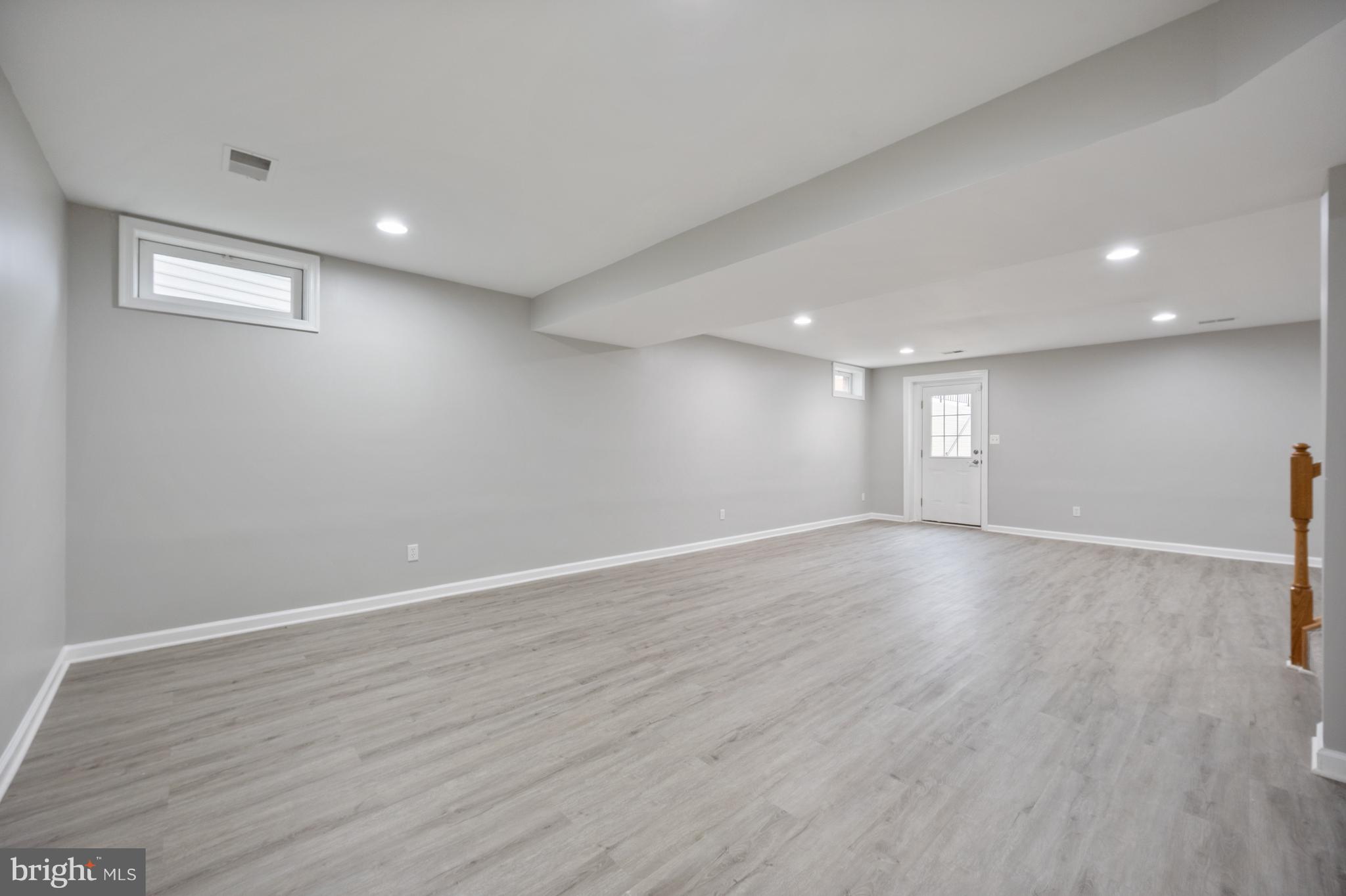 PORT POTOMAC - Residential