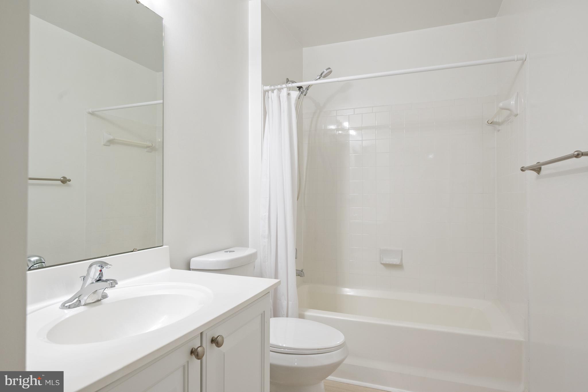 PORT POTOMAC - Residential