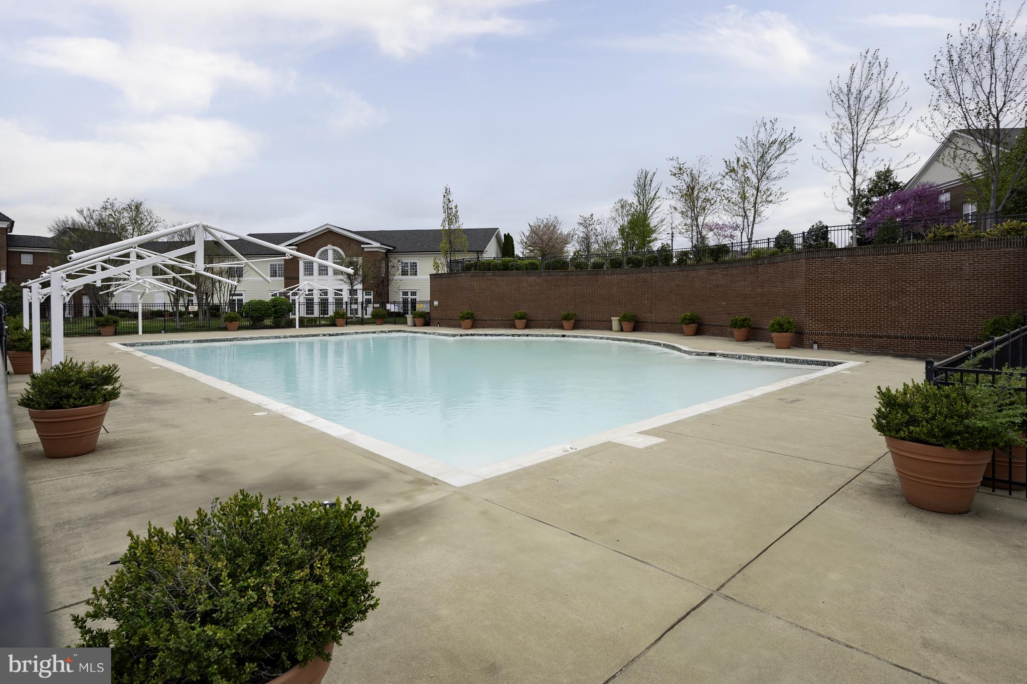 PORT POTOMAC - Residential