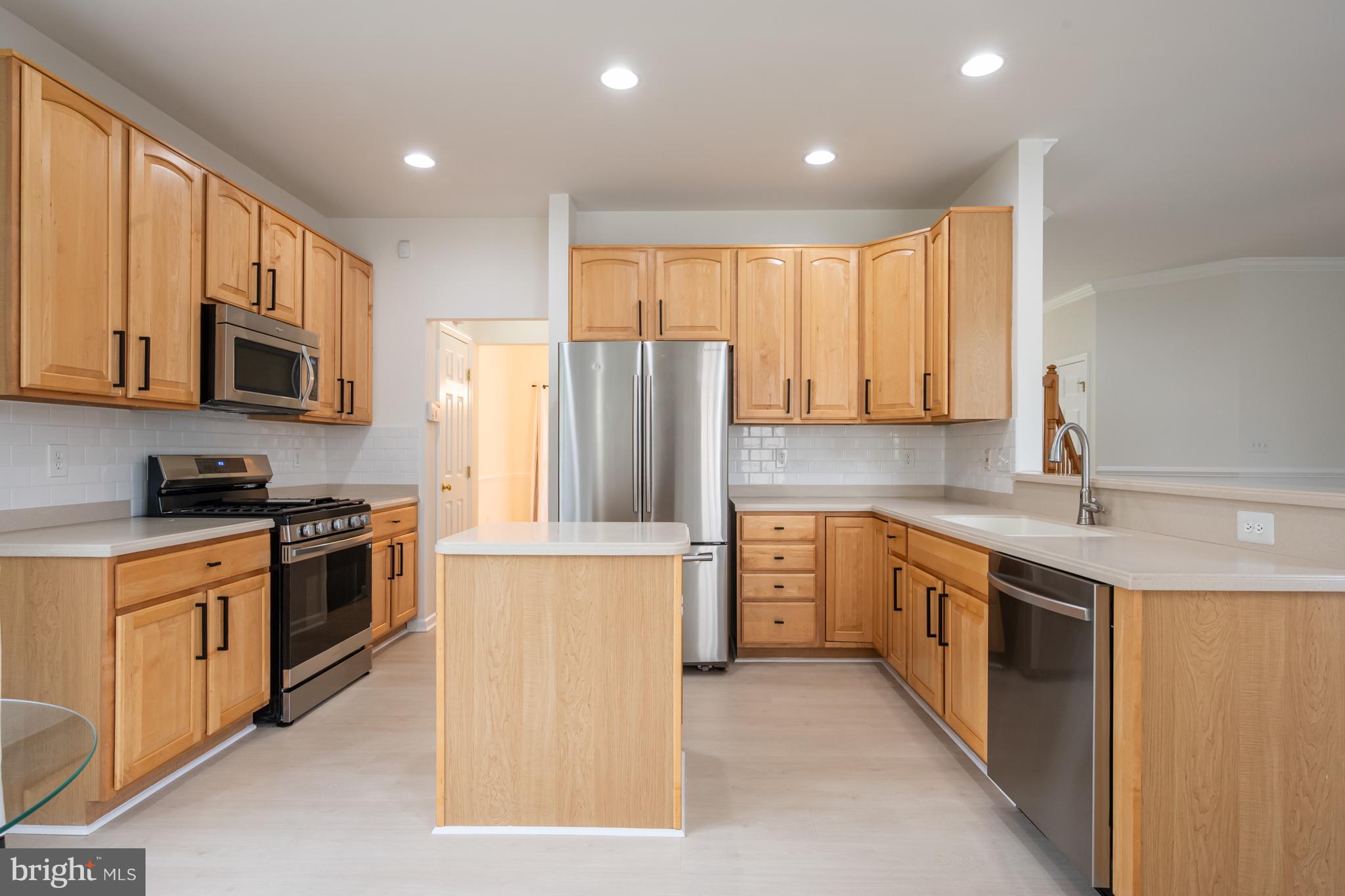 PORT POTOMAC - Residential