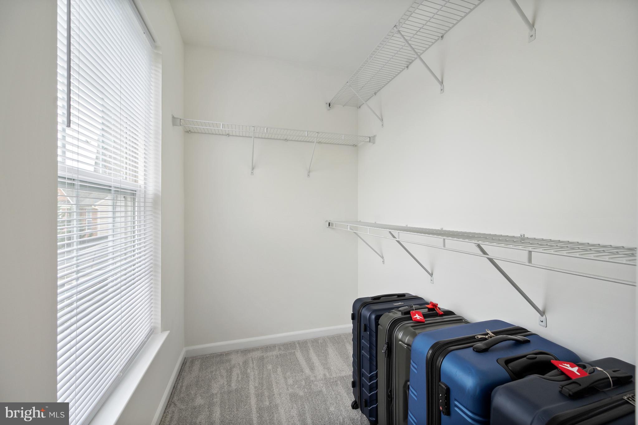 PORT POTOMAC - Residential