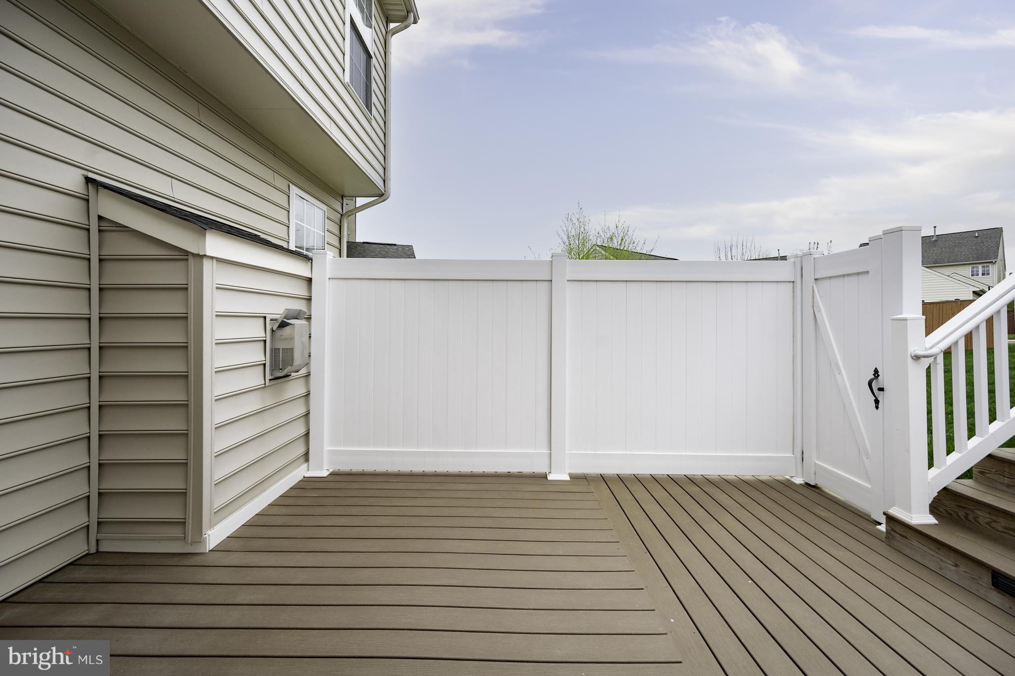 PORT POTOMAC - Residential