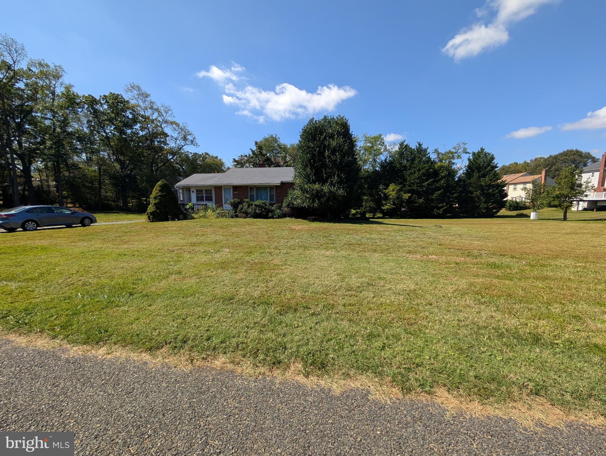 QUINCE ORCHARD ESTATES - Residential