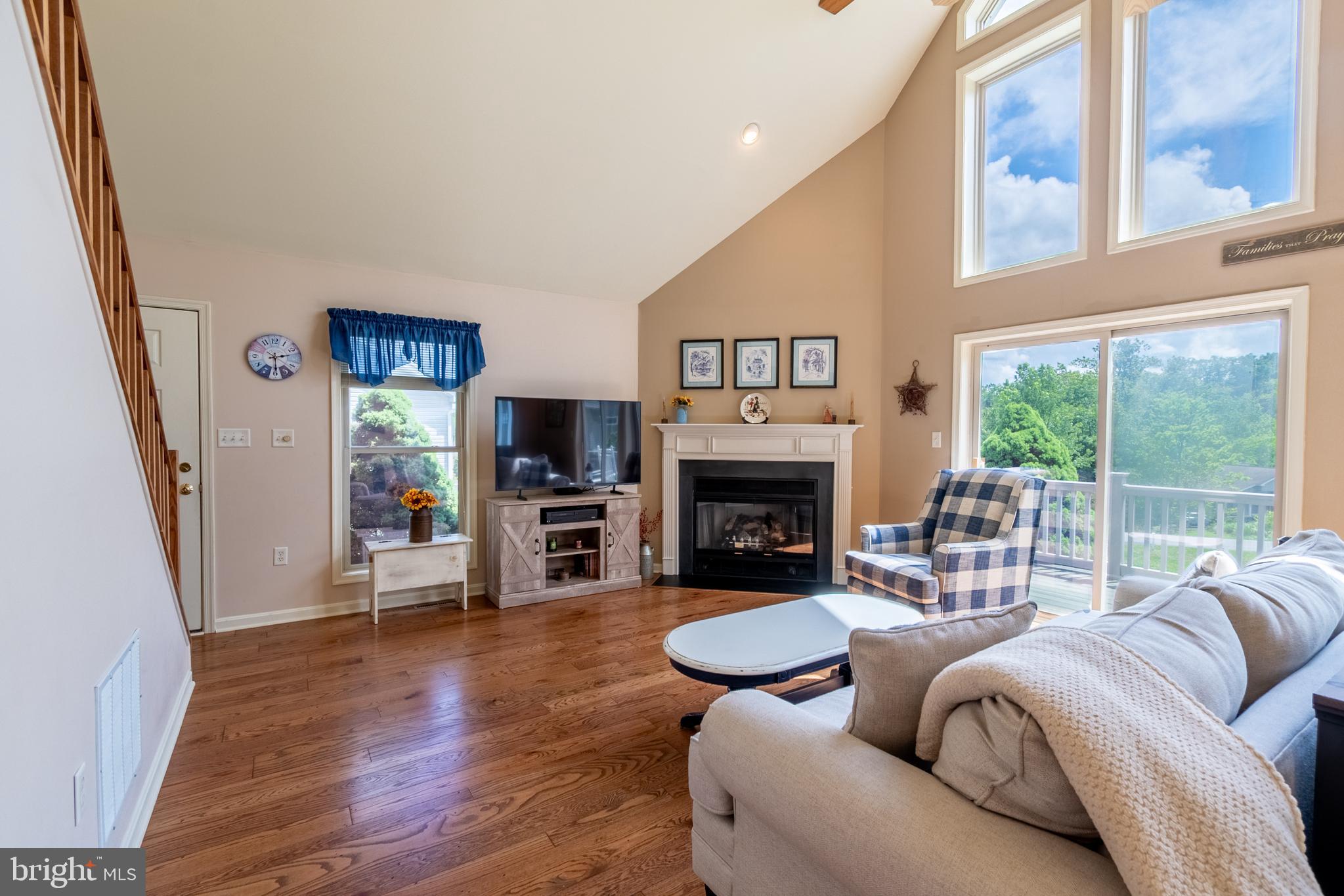 81 NOKOMIS TRAIL
