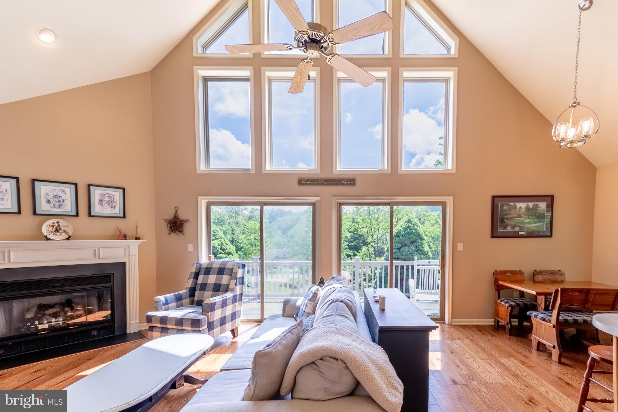 81 NOKOMIS TRAIL