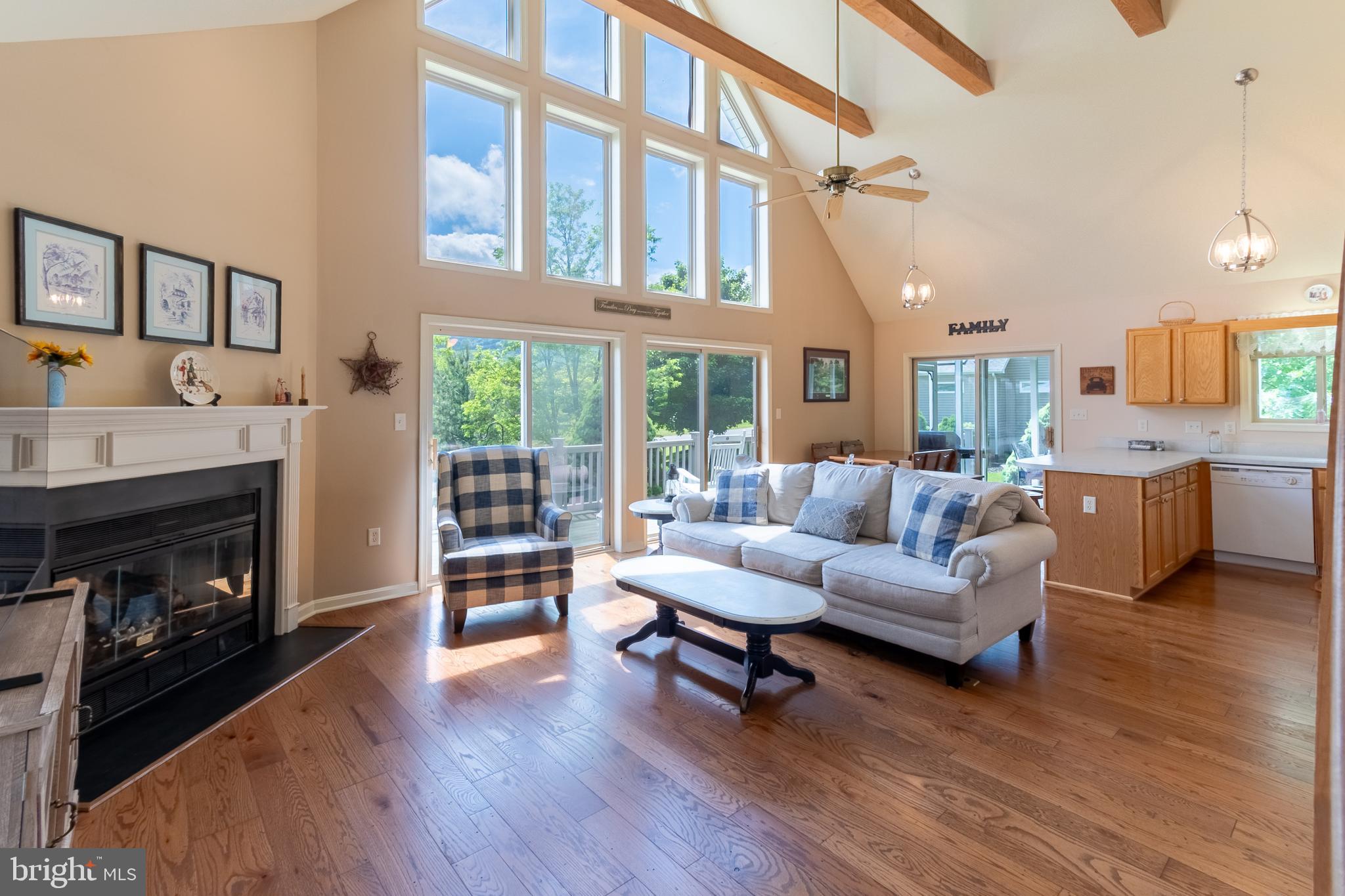 81 NOKOMIS TRAIL