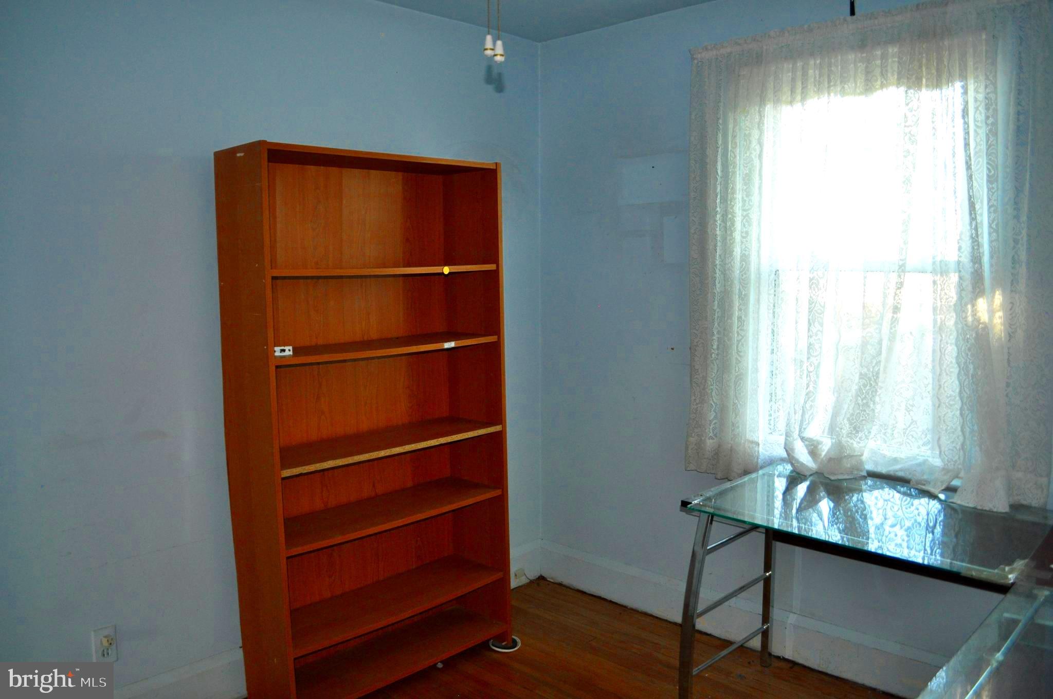 EDGEMERE/SPARROWS POINT - Residential