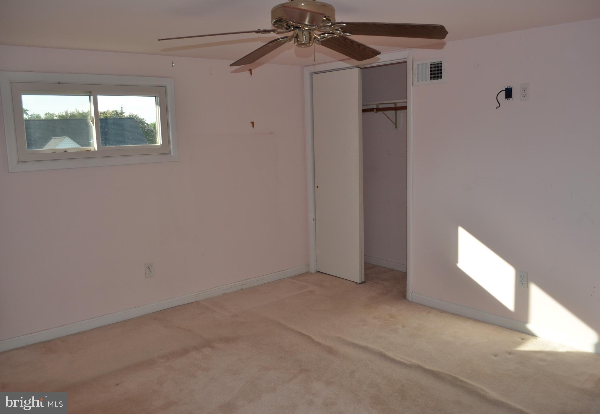 EDGEMERE/SPARROWS POINT - Residential