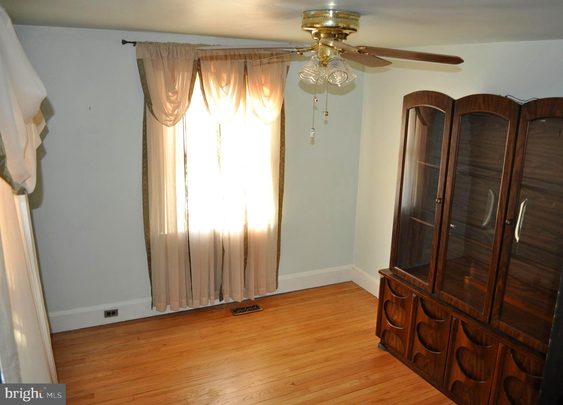 EDGEMERE/SPARROWS POINT - Residential