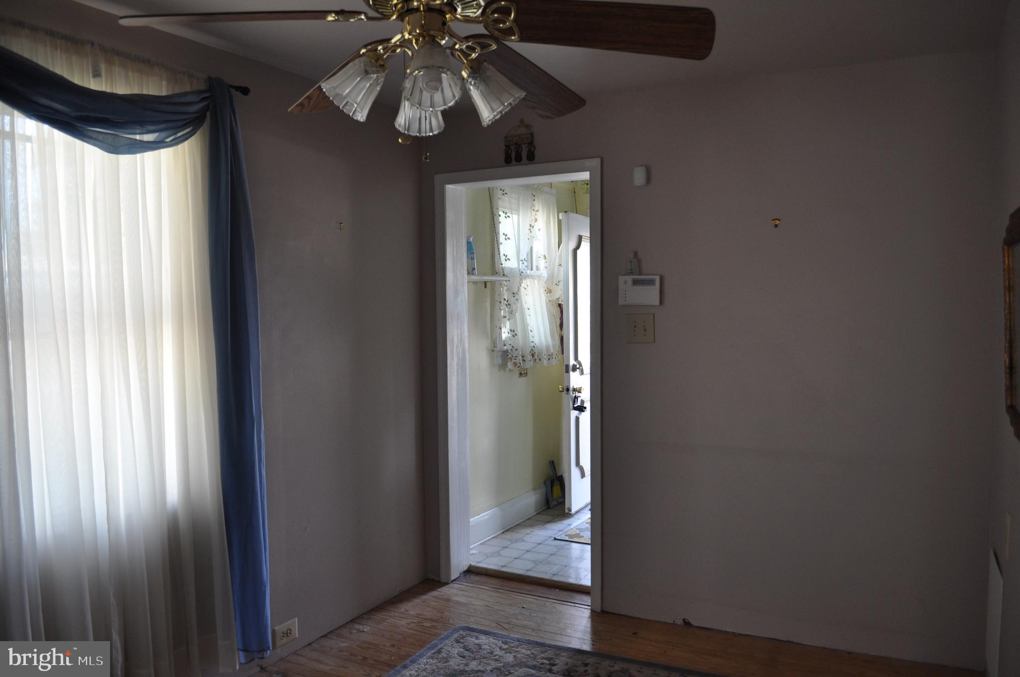 EDGEMERE/SPARROWS POINT - Residential